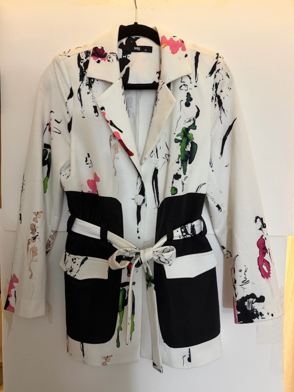 Abstract-Print White Tie-Waist Blazer